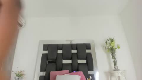 Tanya online show from 02/12/25, 01:48