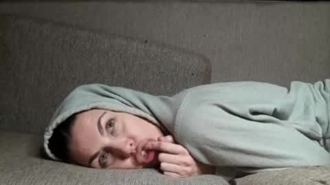 T  J   online show from 12/02/24, 09:56