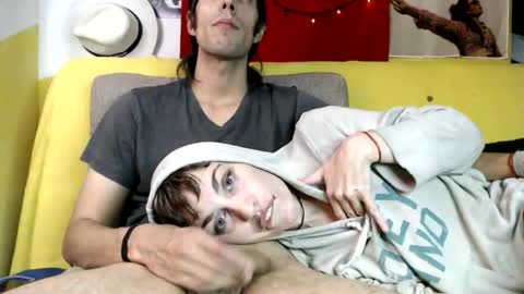 T  J   online show from 05/14/26, 06:20