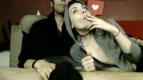 T  J   online show from 06/04/26, 05:46
