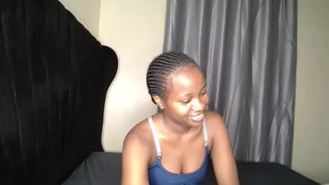 Snapshot of tasha_kimmy chatting on 10/10/25, 05:56 Ireen online show from 10/10/25, 05:56