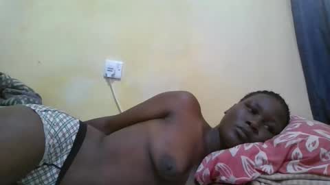 Snapshot of tashacute20 chatting on 04/10/26, 07:02 tashacute20 online show from 04/10/26, 07:02