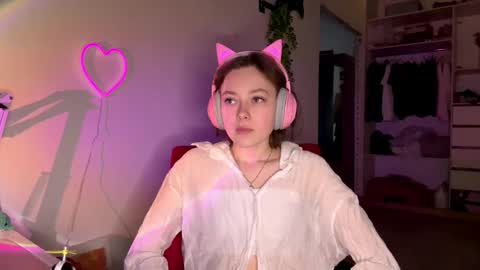 Snapshot of tashajovich chatting on 02/19/26, 10:06 Darlin online show from 02/19/26, 10:06