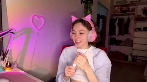 Snapshot of tashajovich chatting on 02/22/26, 10:08 Darlin online show from 02/22/26, 10:08