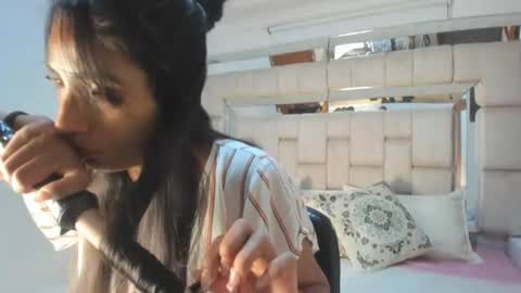 Tashi online show from 07/16/26, 12:44