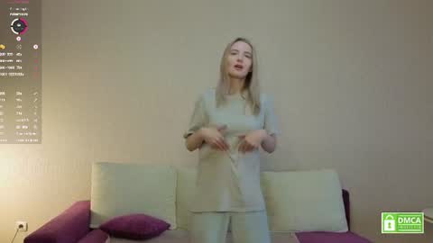 Snapshot of tashinapetitto chatting on 07/17/26, 06:20 Your Ressie online show from 07/17/26, 06:20