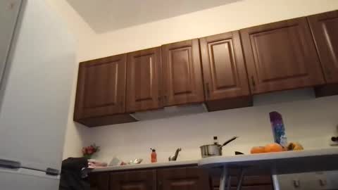 Snapshot of tasteithorny chatting on 11/20/25, 06:46 tasteithorny online show from 11/20/25, 06:46