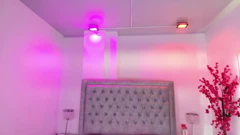 Tata and Damian  online show from 04/09/26, 11:48