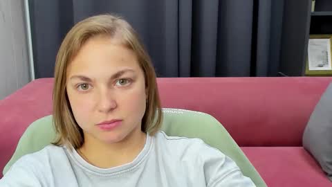 Snapshot of tataflower chatting on 12/17/25, 08:37 Tata online show from 12/17/25, 08:37