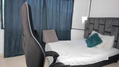 Tatiana online show from 12/04/24, 09:57