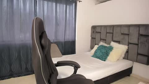 Tatiana online show from 02/03/25, 09:39