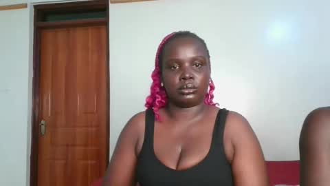 Snapshot of tatiana1_ chatting on 01/17/26, 11:41 Tatiana online show from 01/17/26, 11:41