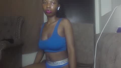 tatiana_254 online show from 01/19/26, 12:25