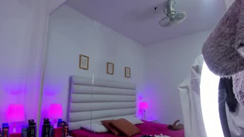 tatiana_arboleda online show from 11/27/25, 03:08