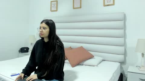 tatiana_arboleda online show from 03/31/26, 03:41