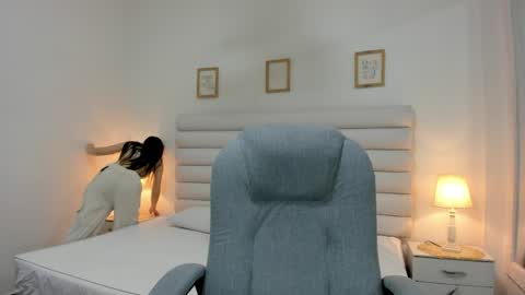 tatiana_arboleda online show from 04/14/26, 03:45