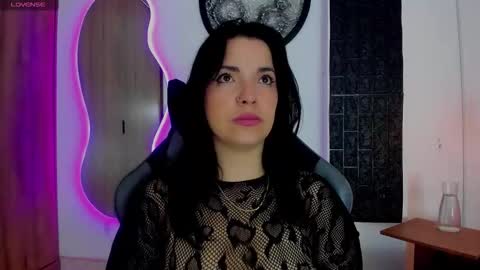 Tatiana SC online show from 10/06/25, 01:19