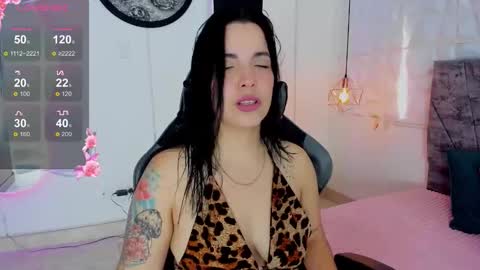 Tatiana SC online show from 11/05/25, 01:33