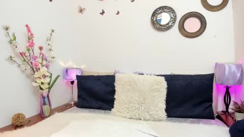 Snapshot of tatianapotter2473 chatting on 03/11/25, 06:30 Tatiana Potter online show from 03/11/25, 06:30