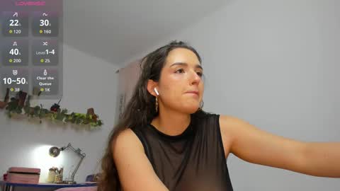 Tatianna online show from 09/16/25, 10:11