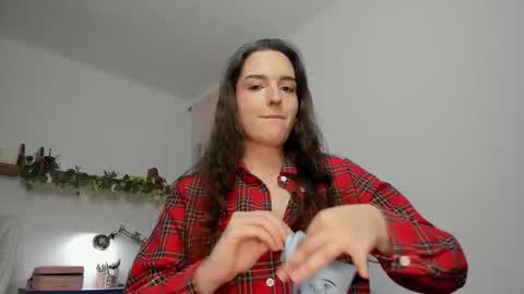 Tatianna online show from 10/16/25, 11:17