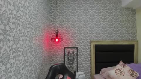 Snapshot of tatigold2 chatting on 02/01/25, 03:28 T A T I online show from 02/01/25, 03:28