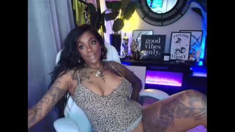 Tatted Queen online show from 01/03/25, 02:43