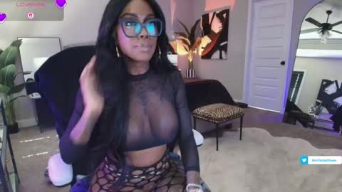 Tatted Queen online show from 03/23/26, 06:12