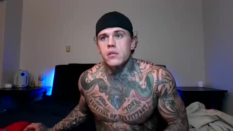 Snapshot of tatteddaddy9000 chatting on 11/09/25, 07:06 D-Man online show from 11/09/25, 07:06
