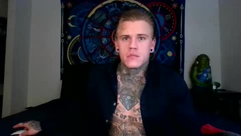 Snapshot of tatteddaddy9000 chatting on 11/17/25, 02:50 D-Man online show from 11/17/25, 02:50