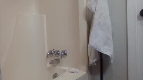 Snapshot of tattoo3333 chatting on 02/05/25, 03:13 tattoo3333 online show from 02/05/25, 03:13