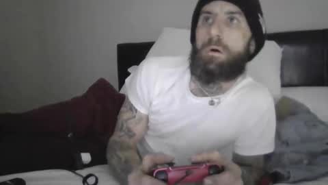 Snapshot of tattoo3333 chatting on 10/31/25, 03:02 tattoo3333 online show from 10/31/25, 03:02