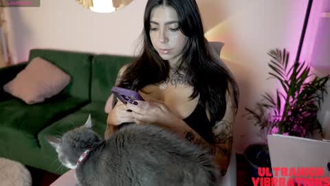 Snapshot of tattoo_ninja_kitty chatting on 03/07/25, 01:09 Nathalie Hardy online show from 03/07/25, 01:09