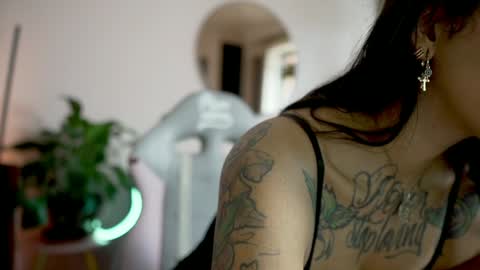 Snapshot of tattoo_ninja_kitty chatting on 10/03/25, 02:58 Nathalie Hardy online show from 10/03/25, 02:58