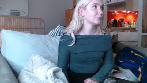 tattoobbgirl online show from 02/19/25, 07:05