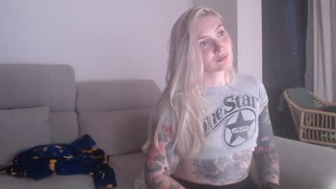 tattoobbgirl online show from 11/11/25, 05:13