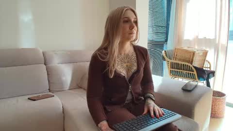 tattoobbgirl online show from 05/14/26, 03:19