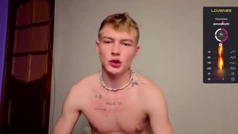 Alex but u can call me Theo online show from 09/17/25, 04:41