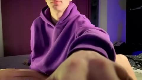 Alex but u can call me Theo online show from 12/17/25, 02:17