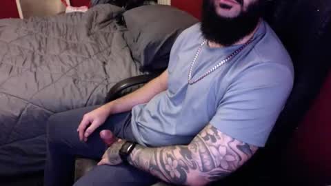 tattooedandbearded22 online show from 10/15/25, 11:38