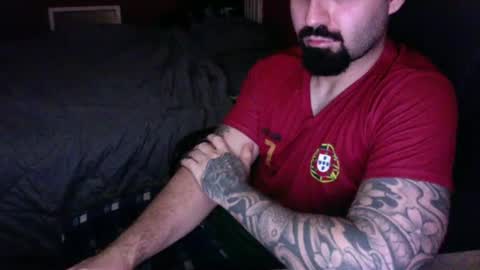 tattooedandbearded22 online show from 07/05/26, 04:19