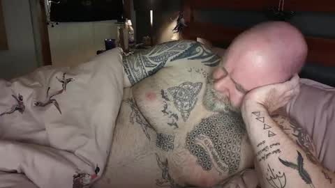 Tattooeddilf 01 online show from 12/22/24, 05:12