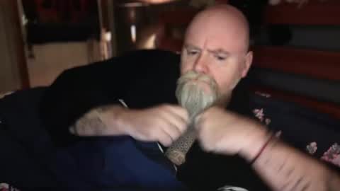 Tattooeddilf 01 online show from 11/19/25, 07:30