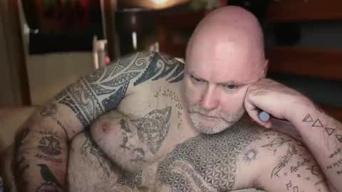 Tattooeddilf 01 online show from 02/15/26, 07:43