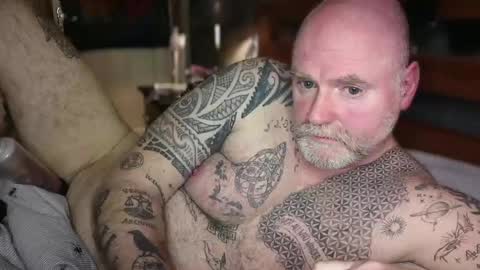 Snapshot of tattooeddilf01 chatting on 04/23/26, 10:56 Tattooeddilf 01 online show from 04/23/26, 10:56