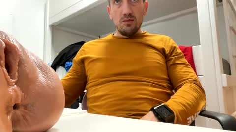 Tatuador40 online show from 12/06/24, 07:01