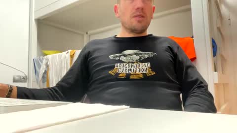 Tatuador40 online show from 01/04/25, 12:37