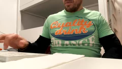 Tatuador40 online show from 03/08/25, 07:42