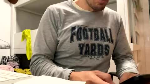 Tatuador40 online show from 11/19/25, 11:05