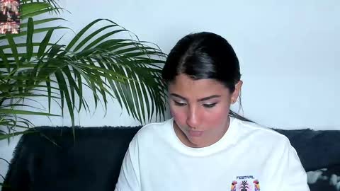 Tatiana Gomez online show from 09/26/25, 04:05